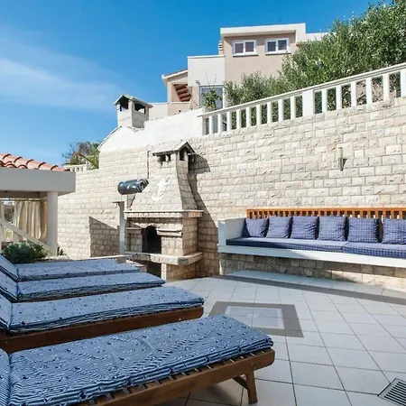 Stephany By Interhome Zaglavice