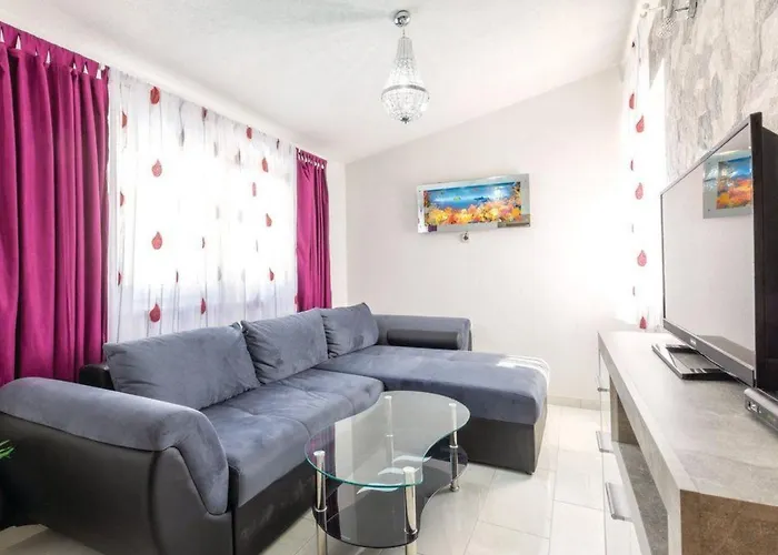 Dom wakacyjny Stephany By Interhome